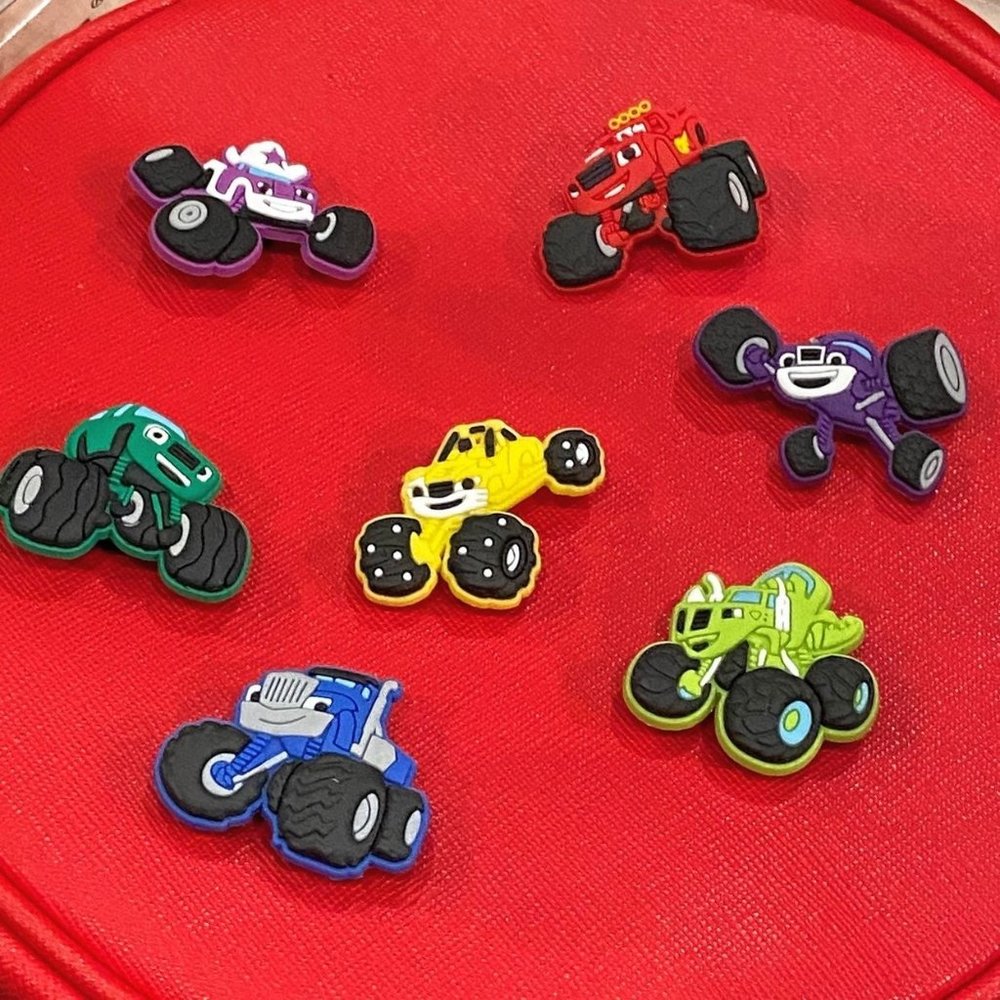 Monster Truck Croc Charm Set